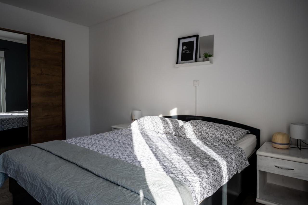 Hedonist Apartment Šibenik Esterno foto